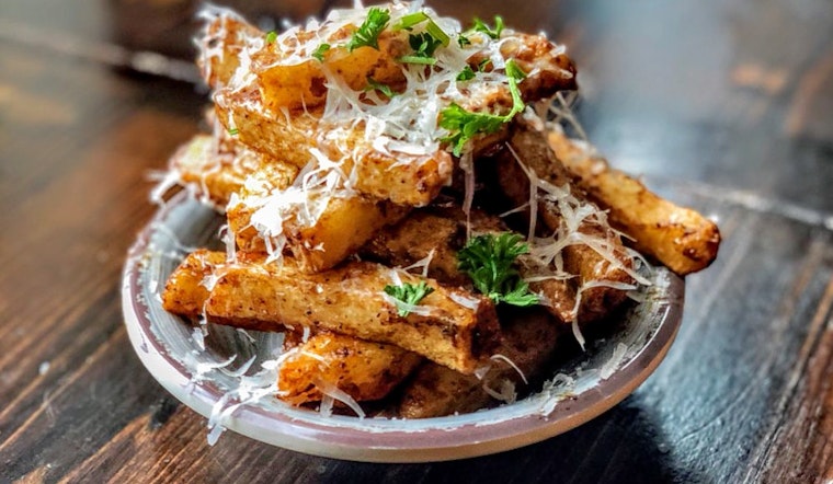 Crawfish, burgers and more: Check out Houston's newest spots for American food