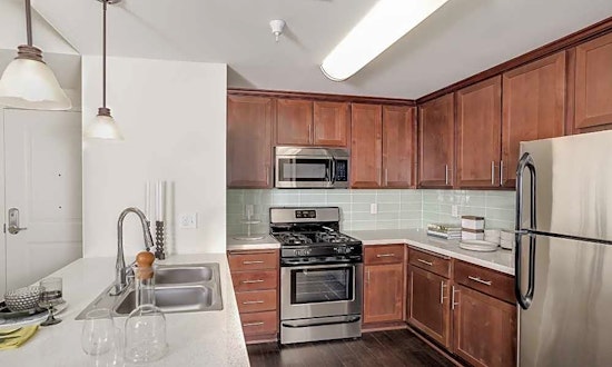 Apartments for rent in Los Angeles: What will $2,400 get you?