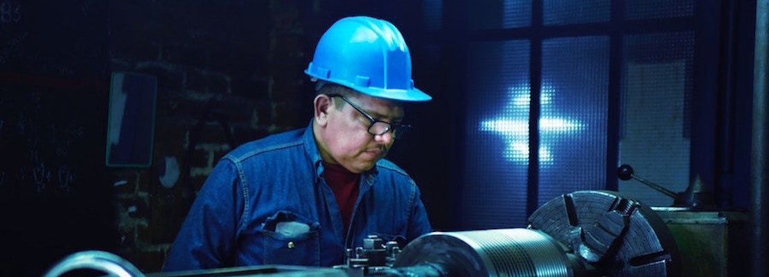 Technicians see more job openings in Irvine