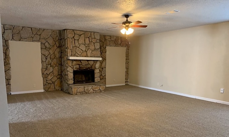 What apartments will $1,400 rent you in East Arlington, this month?