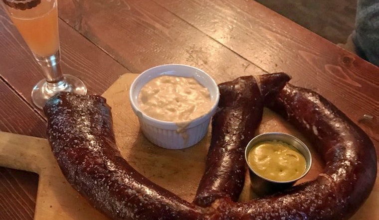 Your guide to the 3 most popular spots in Chicago's Wrightwood Neighbors neighborhood