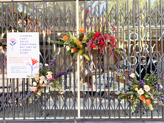 San Francisco florist gives back by 'flower flashing' closed storefronts