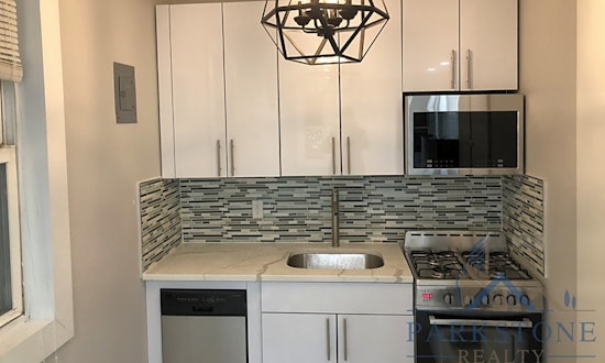 The cheapest apartments for rent in the Heights, Jersey City