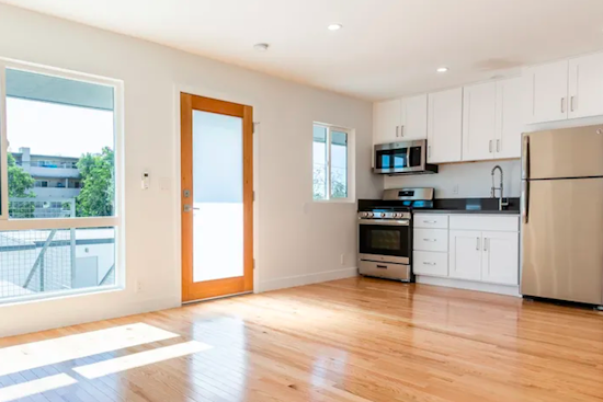 Apartments for rent in Santa Ana: What will $1,900 get you?