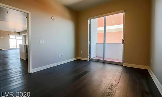 Apartments for rent in Las Vegas: What will $2,300 get you?