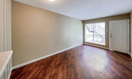 Renting in Houston: What's the cheapest apartment available right now?