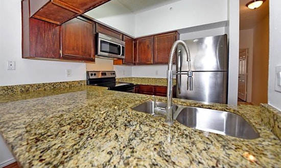 The cheapest apartments for rent in Bluffview, Dallas