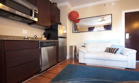 Budget apartments for rent in Old Town, Chicago