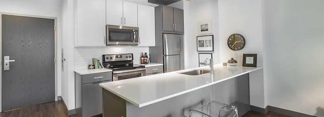 Apartments for rent in Chicago: What will $2,700 get you?
