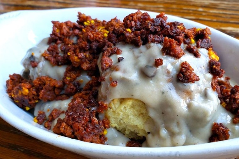 Explore the 4 most popular spots in Minneapolis's Calhoun neighborhood