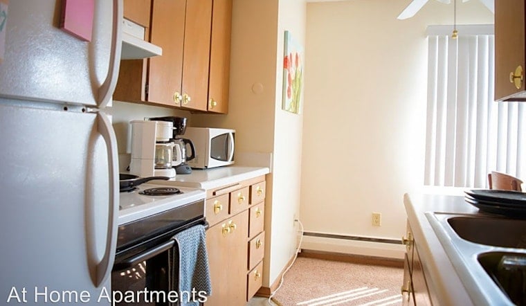 Budget apartments for rent in Macalester-Groveland, Saint Paul