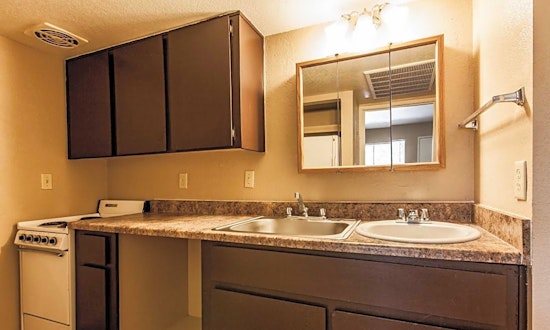 Apartments for rent in Phoenix: What will $1,200 get you?