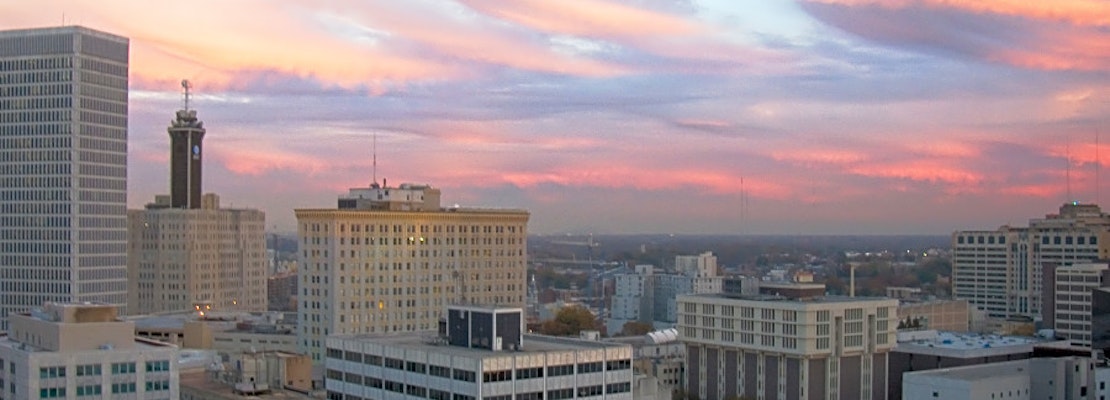 Top Atlanta news: Teen injured in gas station shooting; pilot, passenger survive crash; more