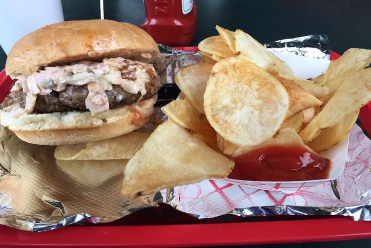 Raleigh's 3 favorite spots for low-priced burgers