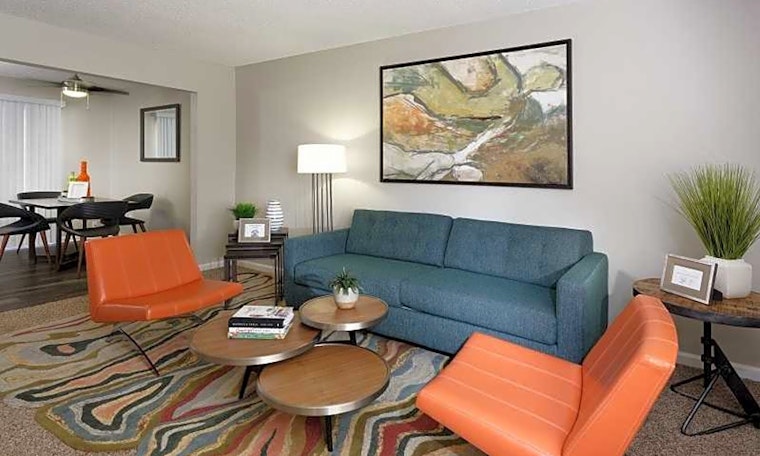 Apartments for rent in Santa Ana: What will $2,100 get you?