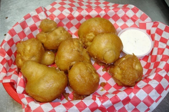 San Antonio's top 4 dive bars, ranked