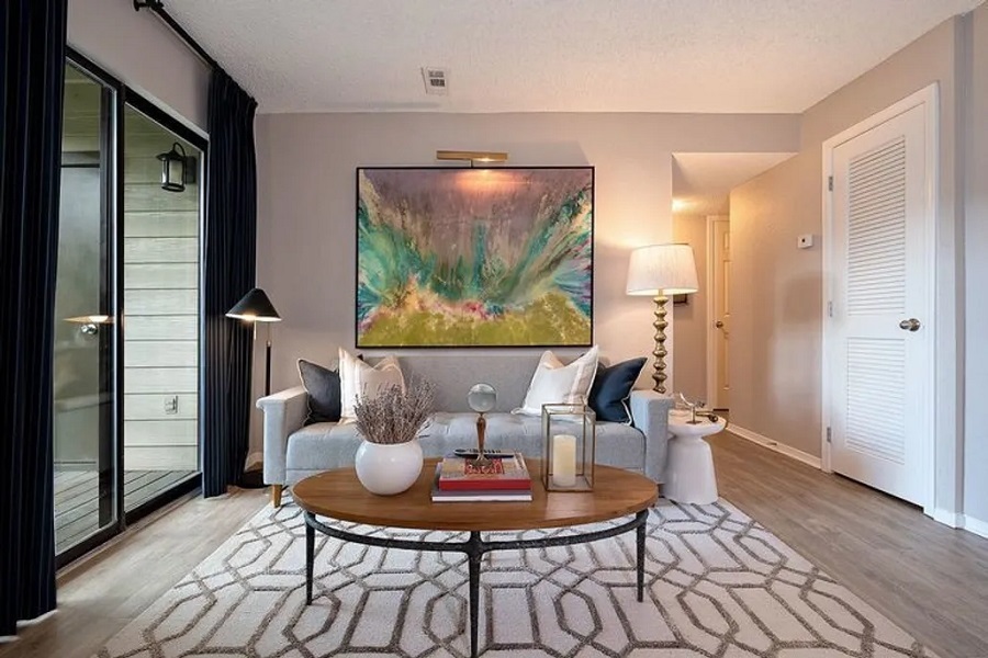 What apartments will 1,400 rent you in West Meade, right now?