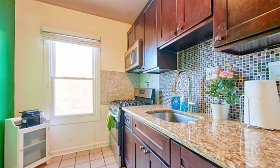 What apartments will $1,600 rent you in McGinley Square, this month?
