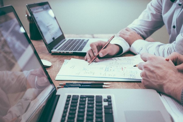 Time for a career change? Insurance experiencing strong job growth in Miami