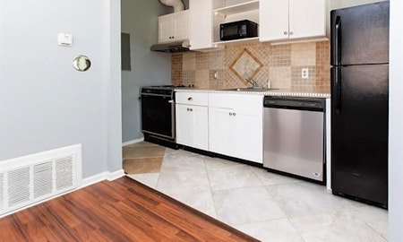 What apartments will $1,200 rent you in Old Fourth Ward, right now?