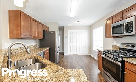 What apartments will $1,800 rent you in Sandalwood, today?