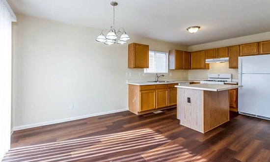 Apartments for rent in Aurora: What will $2,200 get you?