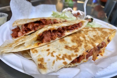 Minneapolis' 4 best food trucks (that won't break the bank)