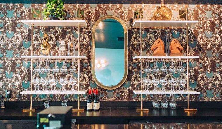 Downtown gets a new wine bar: Smic's Bar