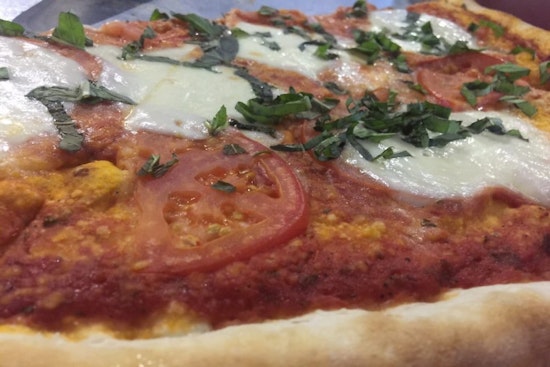 Raleigh's 4 top spots for low-priced pizza