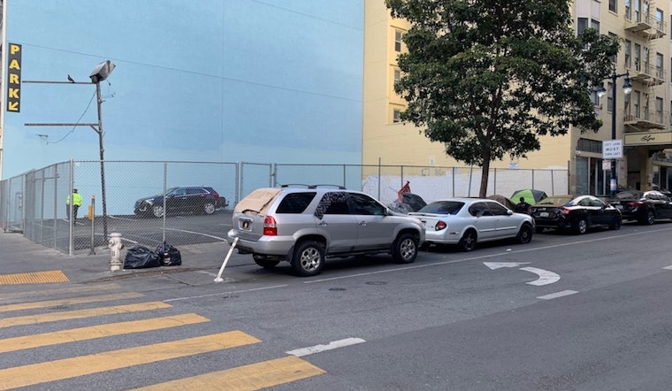 As tents line Tenderloin sidewalks, city pays $6,000/week to guard empty lot