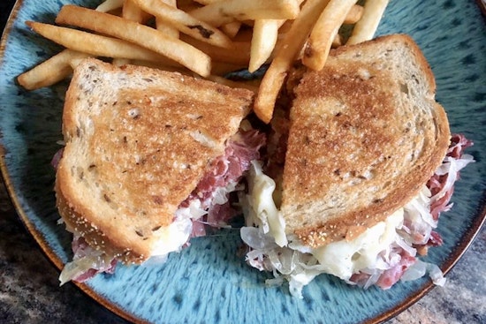 Sellwood-Moreland gets a new cafe: Harney Street Cafe