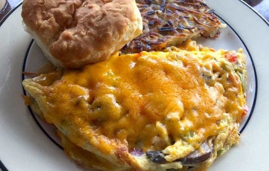 Your guide to the 3 top spots in Orlando's North Orange neighborhood