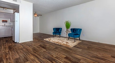 Budget apartments for rent in Valley View, Henderson