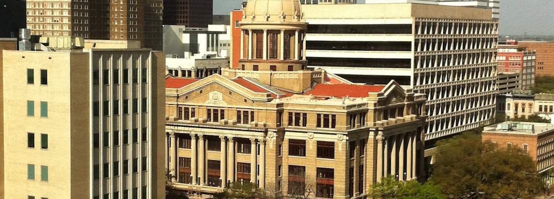 Top Houston news: Chief reports 'unprecedented violence'; cop injured in rear-end collision; more