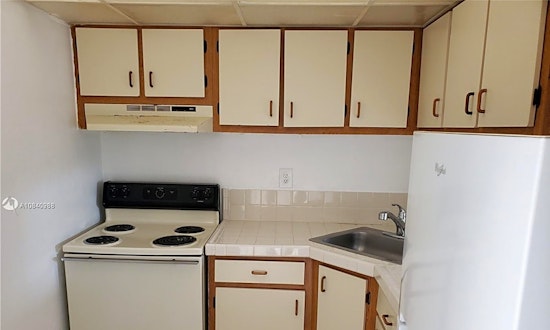 The cheapest apartments for rent in Flagami, Miami