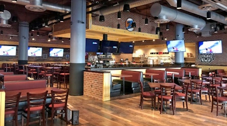 New sports bar Zipps Sports Grill now open in Encanto
