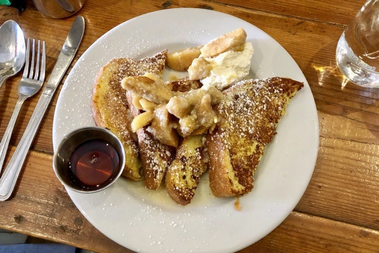 Explore the 4 most popular spots in Los Angeles' Lake Balboa neighborhood