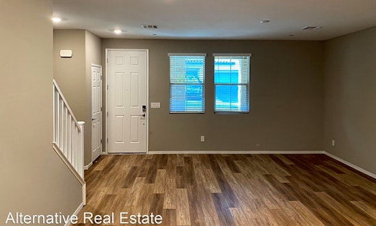 Apartments for rent in Las Vegas: What will $2,400 get you?