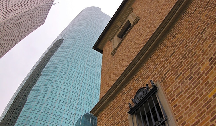 Top Houston news: FBI investigating deadly officer-involved shooting; woman shot in face; more