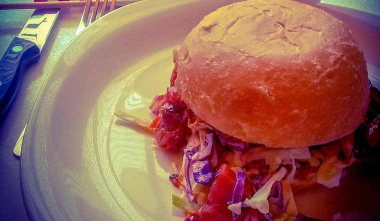 Cheebo Express deli debuts in Melrose