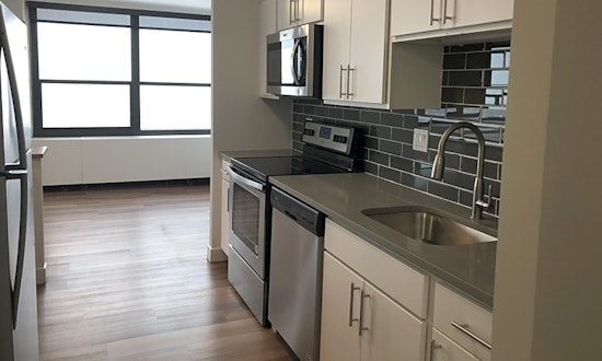 Apartments for rent in Chicago: What will $2,000 get you?