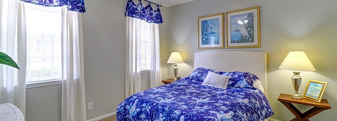 The cheapest apartments for rent in Regency, Jacksonville