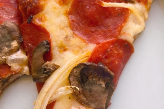 Your guide to the 4 top spots in Chicago's Old Town neighborhood