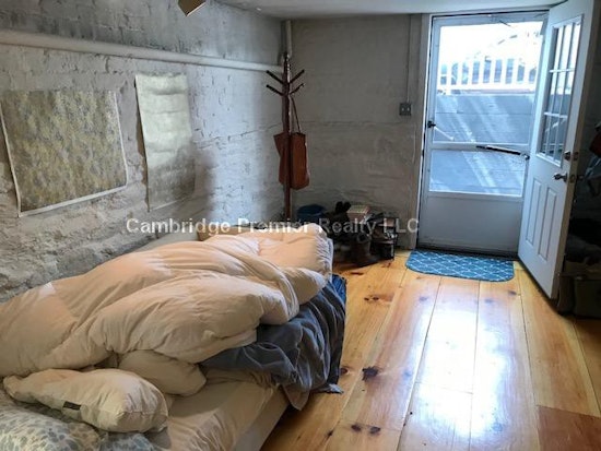 What's the cheapest rental available in North Cambridge, right now?
