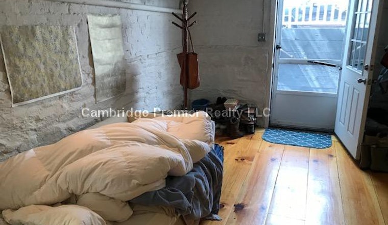 What's the cheapest rental available in North Cambridge, right now?