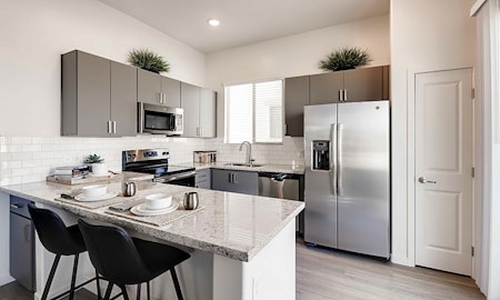 What apartments will $1,500 rent you in Deer Valley, right now?