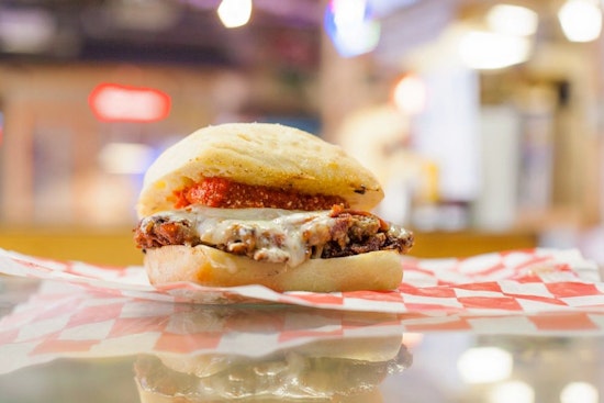Arlington's 4 top options for inexpensive burgers
