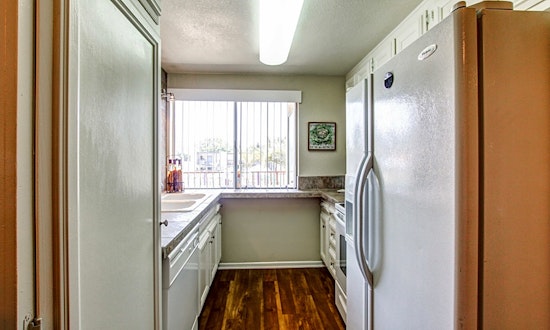 Apartments for rent in Santa Ana: What will $1,800 get you?