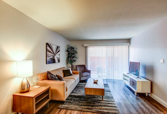 Apartments for rent in Santa Ana: What will $1,800 get you?