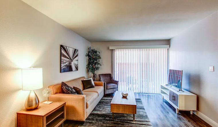 Apartments for rent in Santa Ana: What will $1,800 get you?